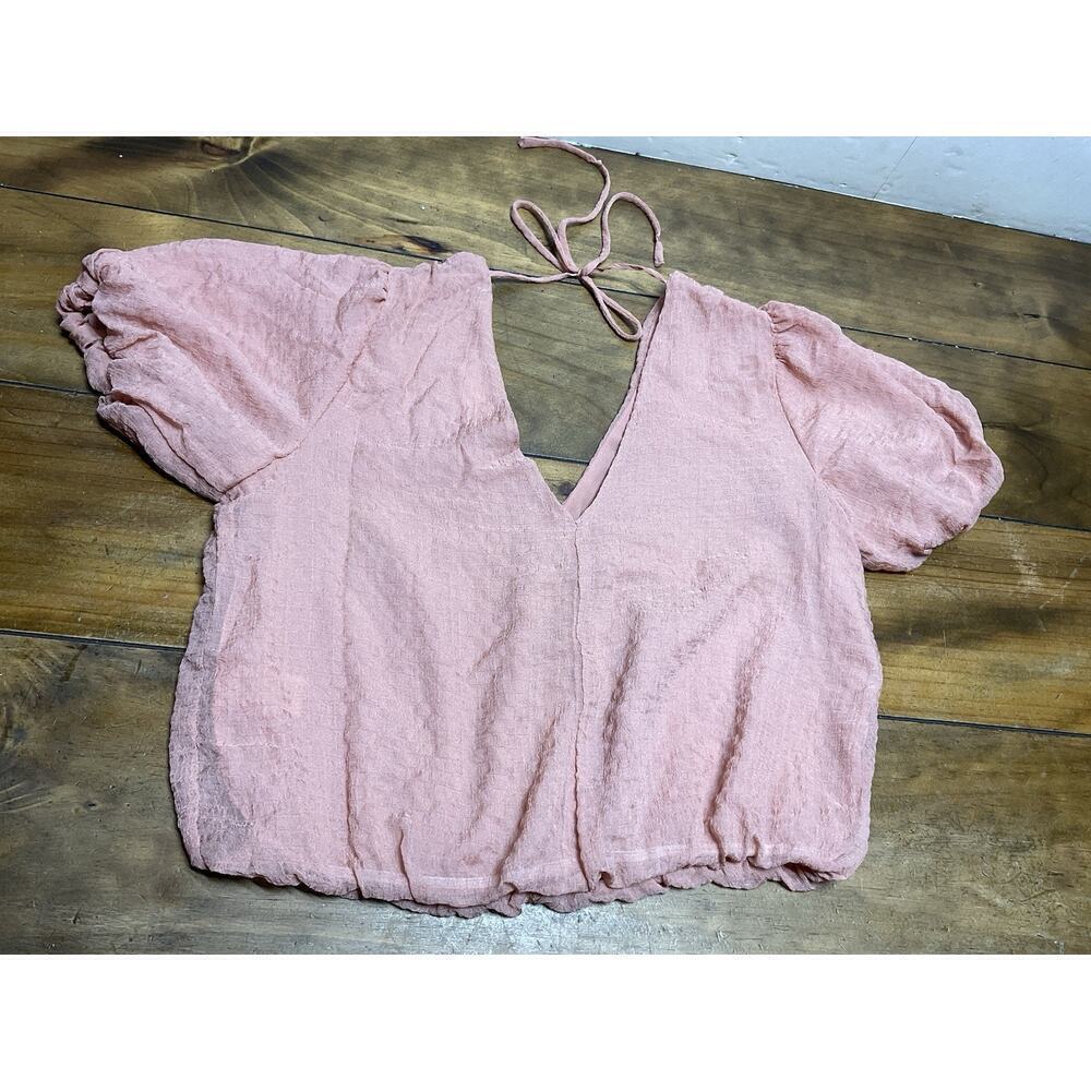 ASTR the Label Blouse Crop Top Pink Lined Shirt V-Neck Size Small